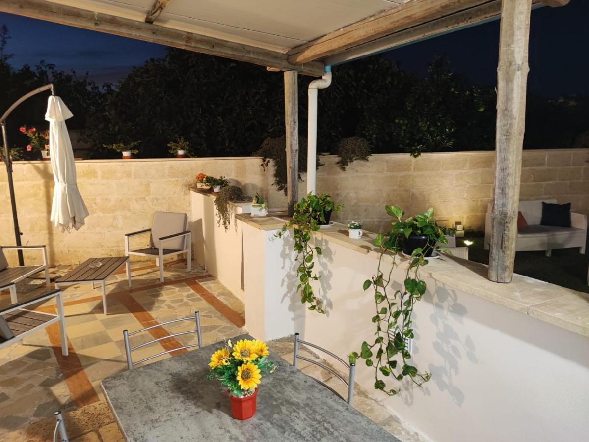 Villino Tronchetto Bianco Bed & Breakfast Мола ди Бари Екстериор снимка
