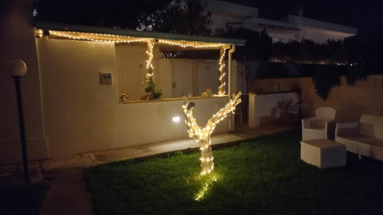 Villino Tronchetto Bianco Bed & Breakfast Мола ди Бари Екстериор снимка