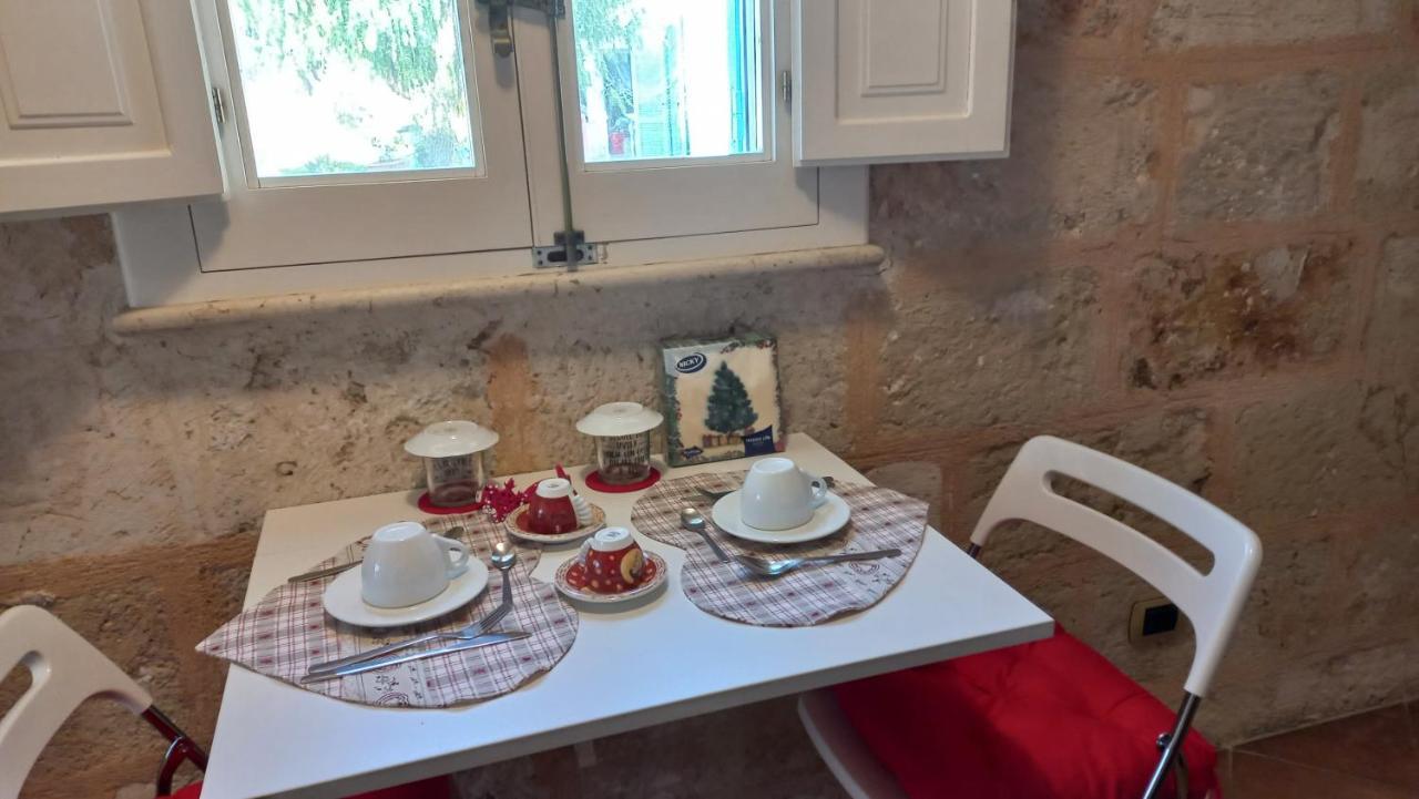 Villino Tronchetto Bianco Bed & Breakfast Мола ди Бари Екстериор снимка