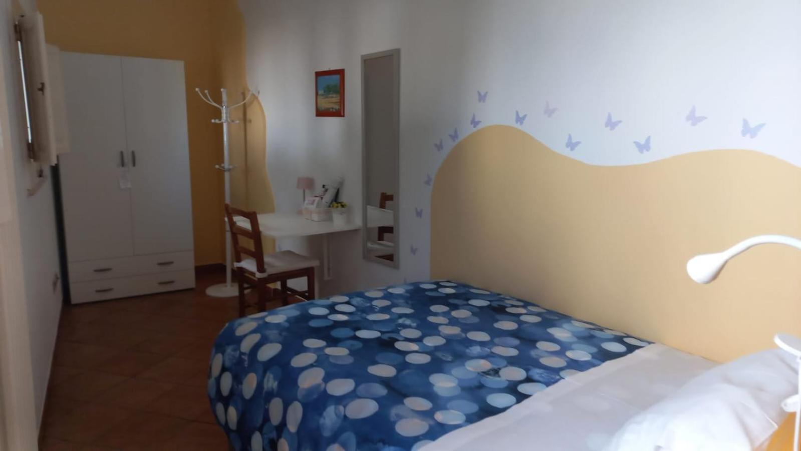 Villino Tronchetto Bianco Bed & Breakfast Мола ди Бари Екстериор снимка